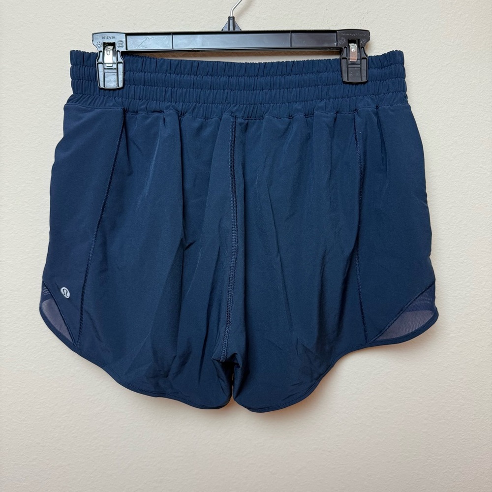 Lululemon | Hotty Hot High Rise Shorts - LW7AYXT - Picture 2 of 6